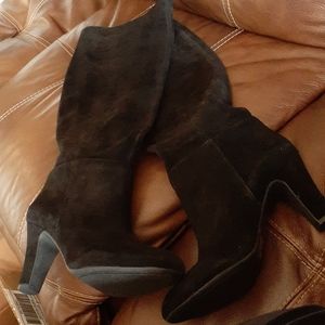 Jessica Simpson Black 9 slouchy suede boot. New
